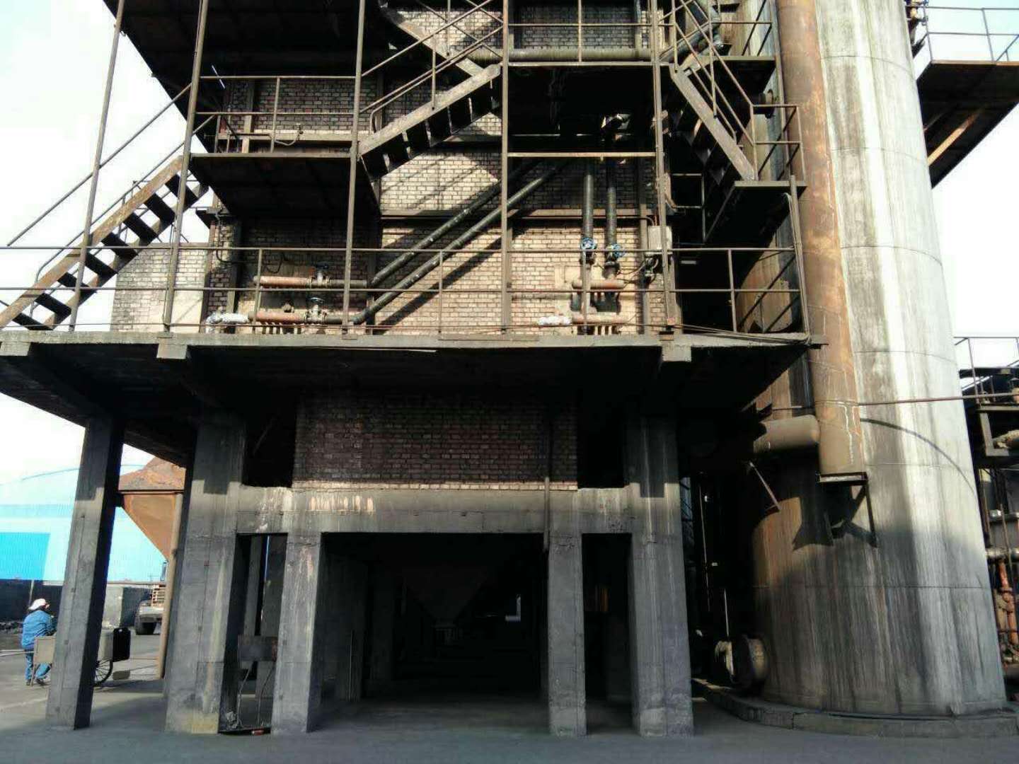 鴻宇活性炭廠一角